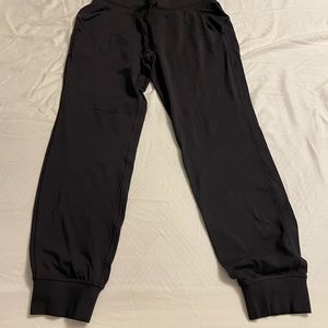 Lululemon- ready to rulu joggers. Black size 8. Excellent condition.